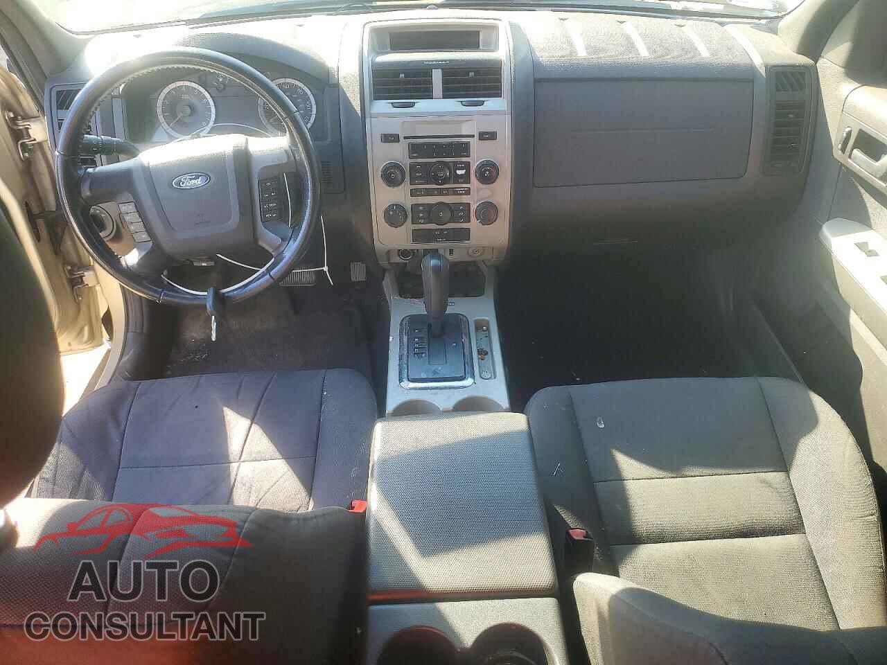 FORD ESCAPE 2011 - 1FMCU0D77BKC22742