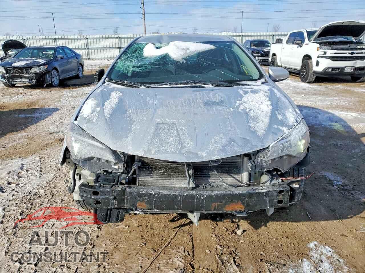 TOYOTA COROLLA 2017 - 2T1BURHE3HC796830