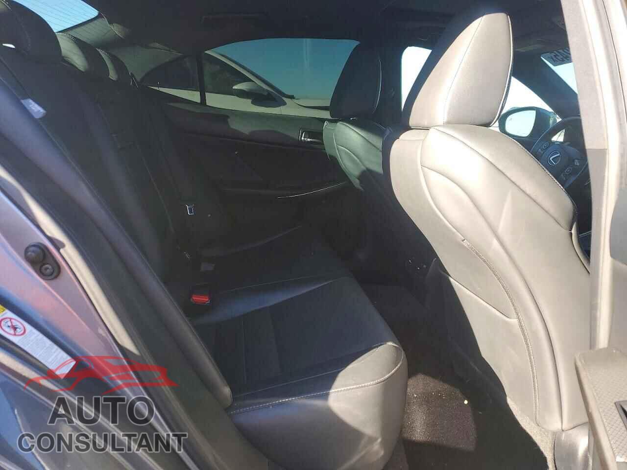 LEXUS IS 2014 - JTHCF1D22E5007456