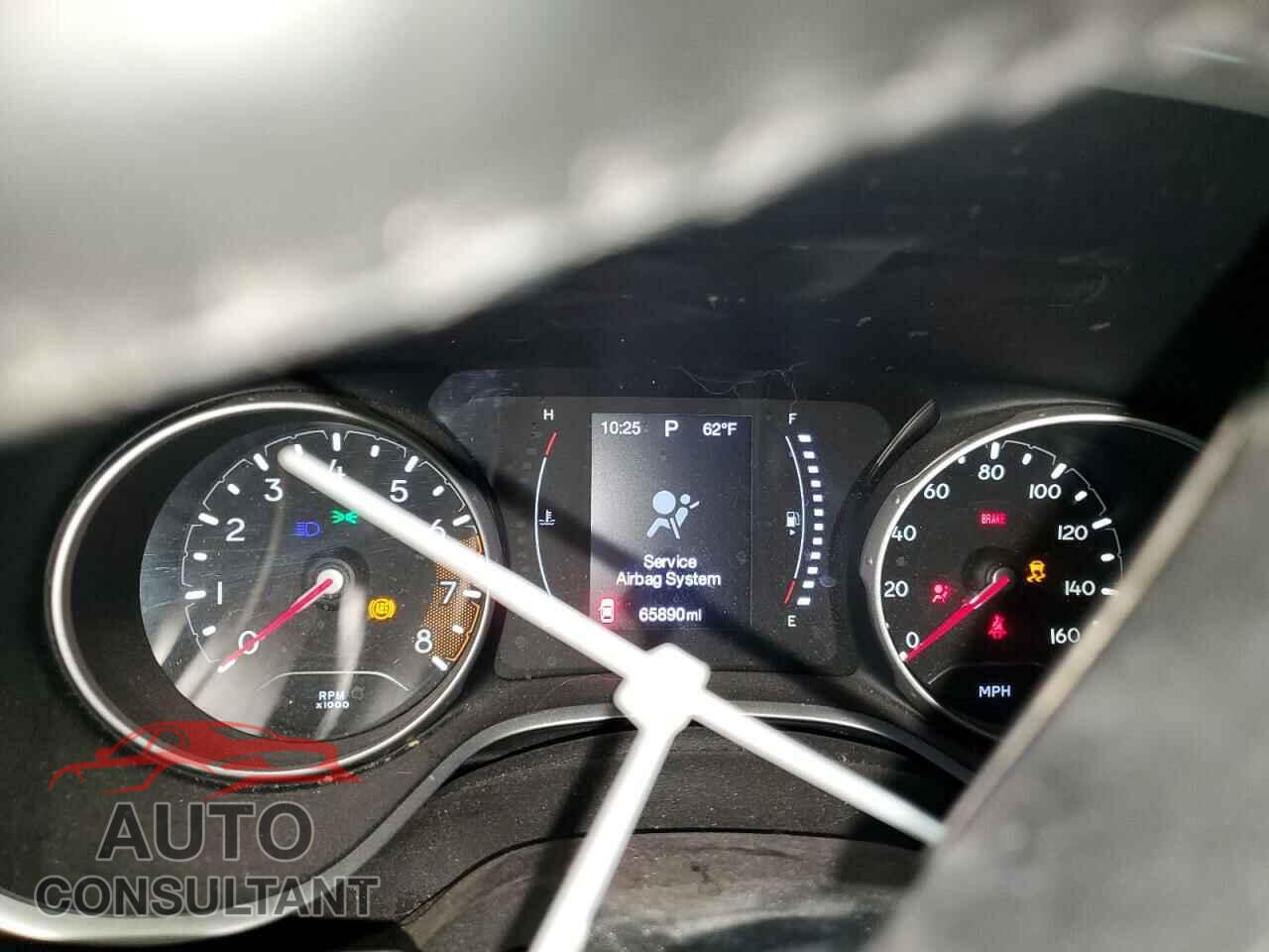 JEEP COMPASS 2018 - 3C4NJDBB9JT304196