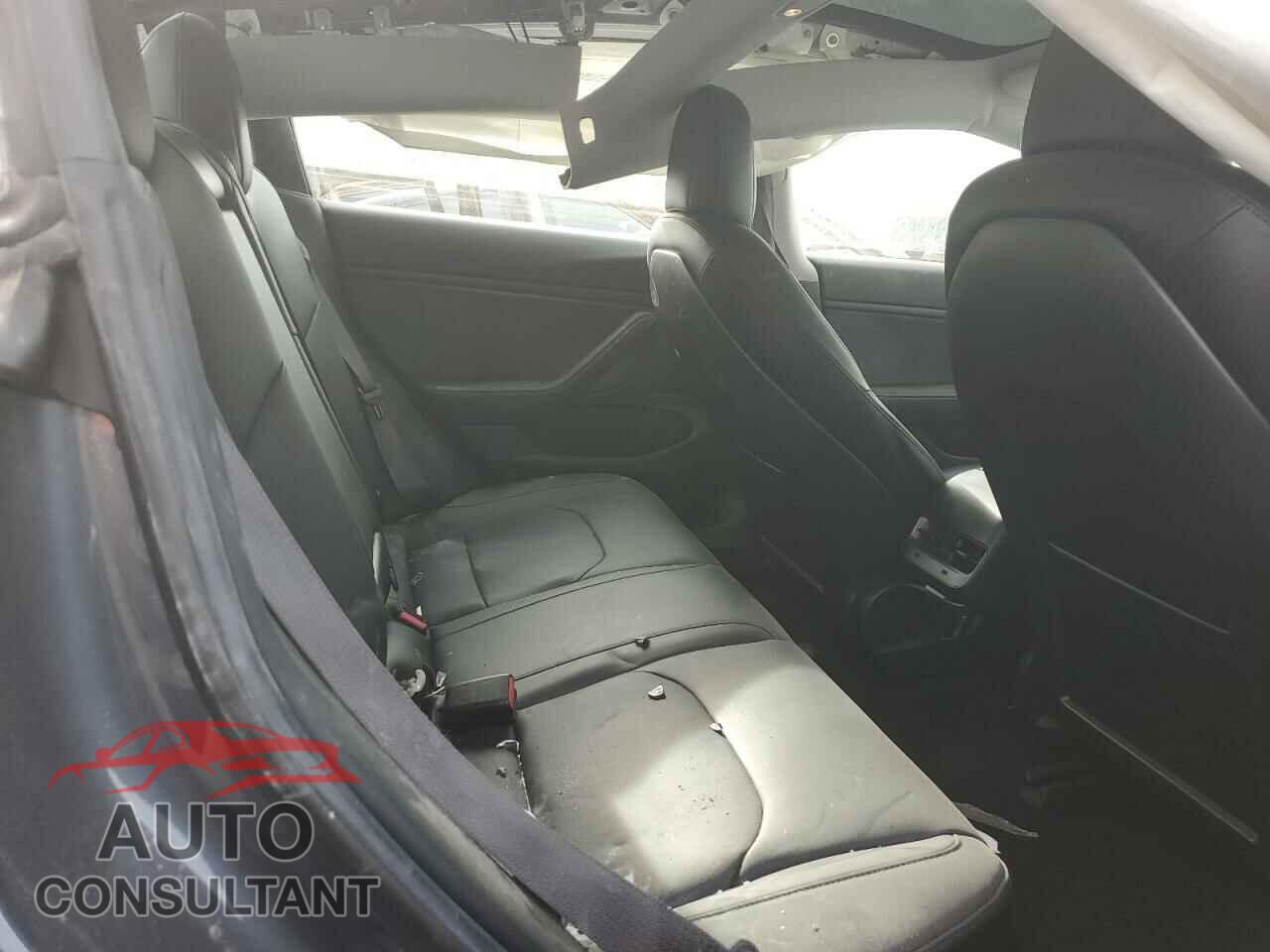 TESLA MODEL 3 2018 - 5YJ3E1EA3JF009493