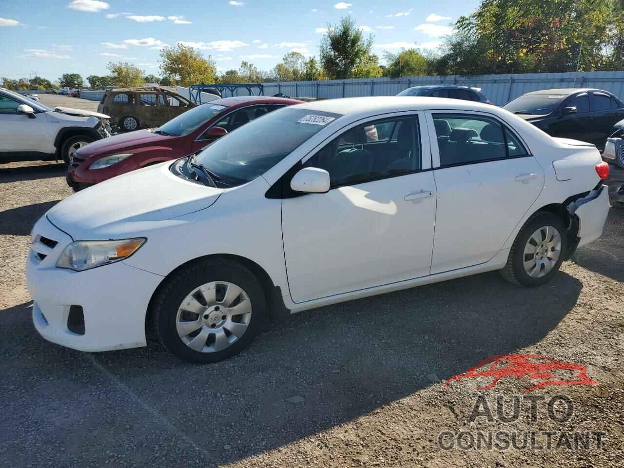 TOYOTA COROLLA 2013 - 2T1BU4EE3DC056177