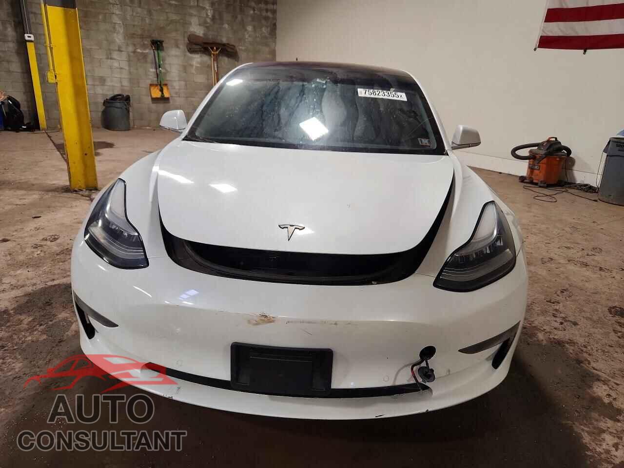 TESLA MODEL 3 2018 - 5YJ3E1EA5JF164885