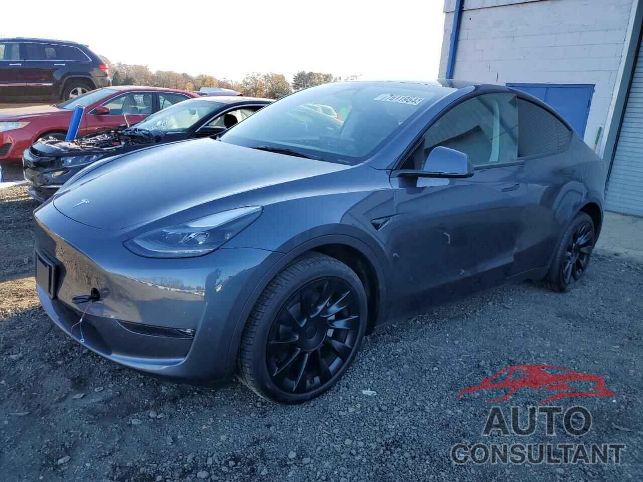 TESLA MODEL Y 2023 - 7SAYGDEE7PF857439