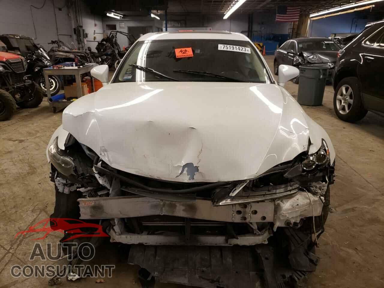 LEXUS IS 2015 - JTHCF1D2XF5018688