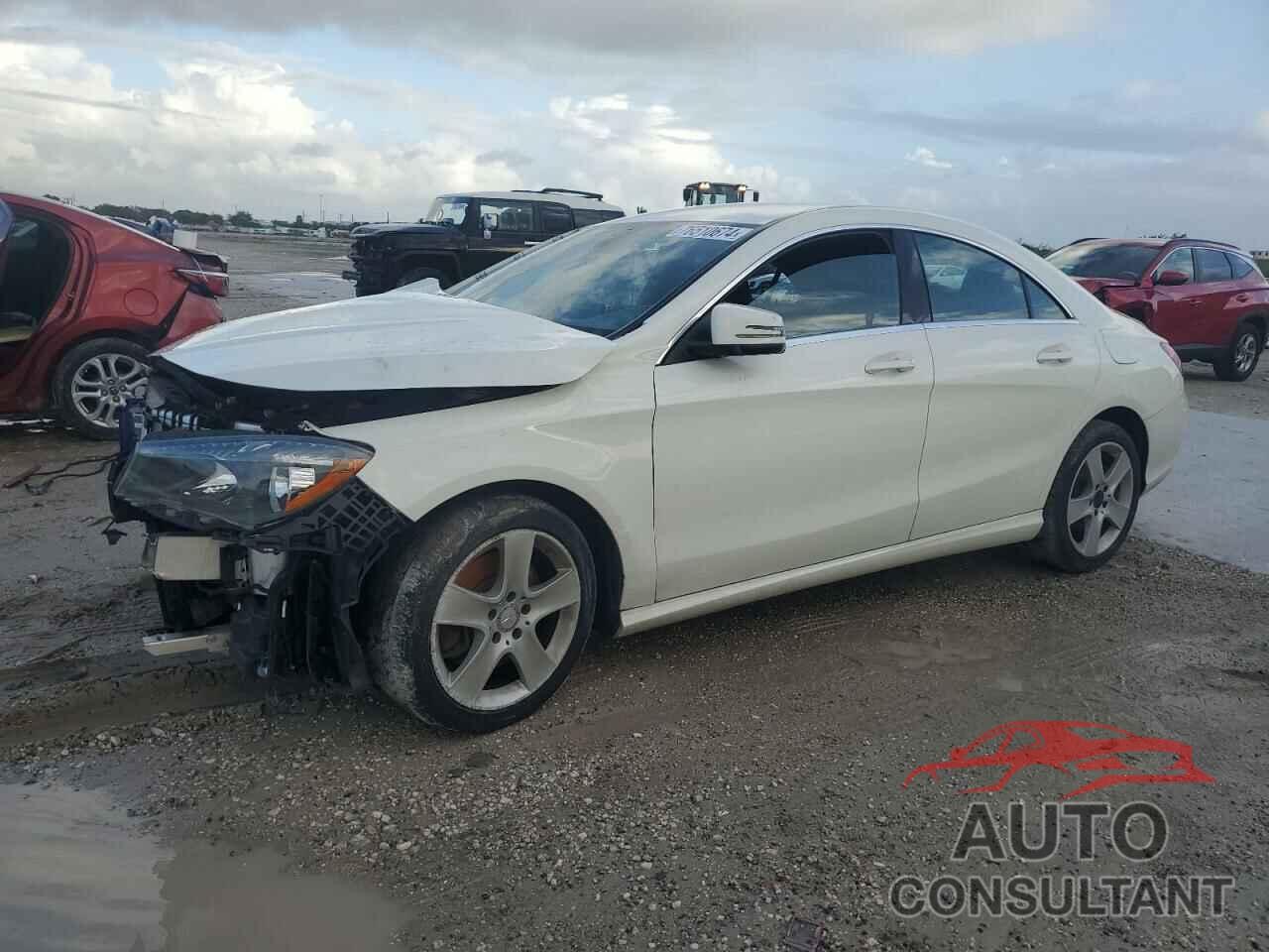 MERCEDES-BENZ CLA-CLASS 2015 - WDDSJ4EB4FN282409