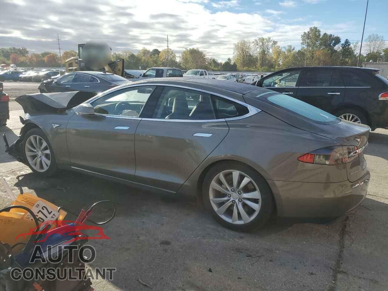 TESLA MODEL S 2016 - 5YJSA1E28GF128648