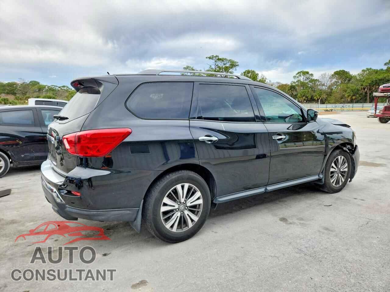 NISSAN PATHFINDER 2017 - 5N1DR2MN8HC679062