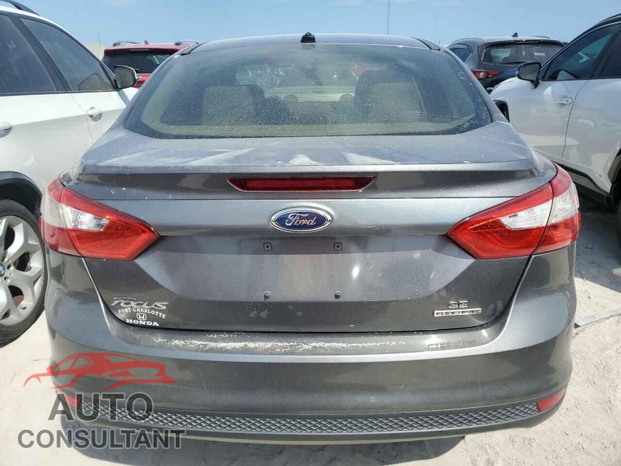 FORD FOCUS 2013 - 1FADP3F22DL323774