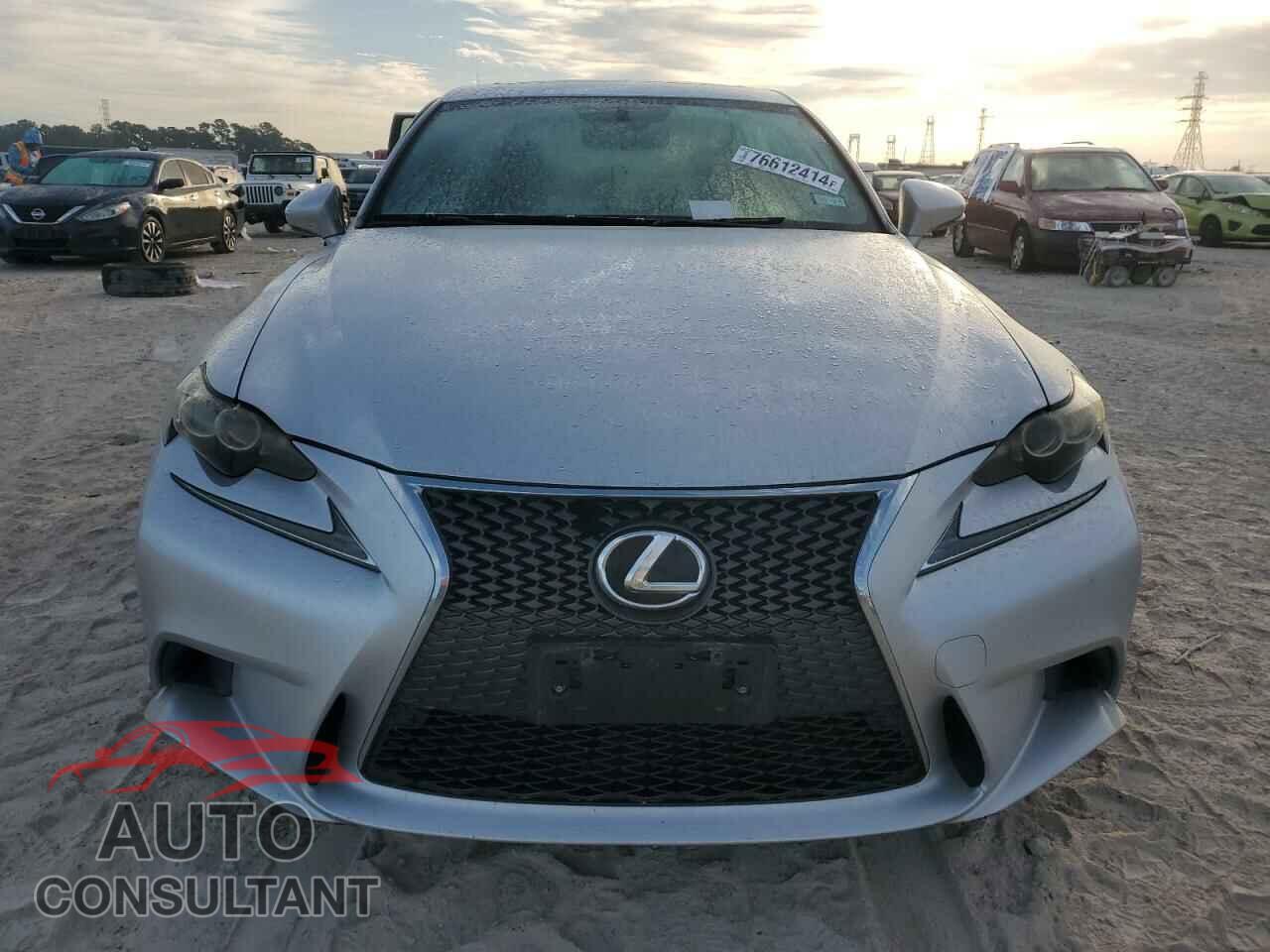 LEXUS IS 2014 - JTHBF1D28E5023740