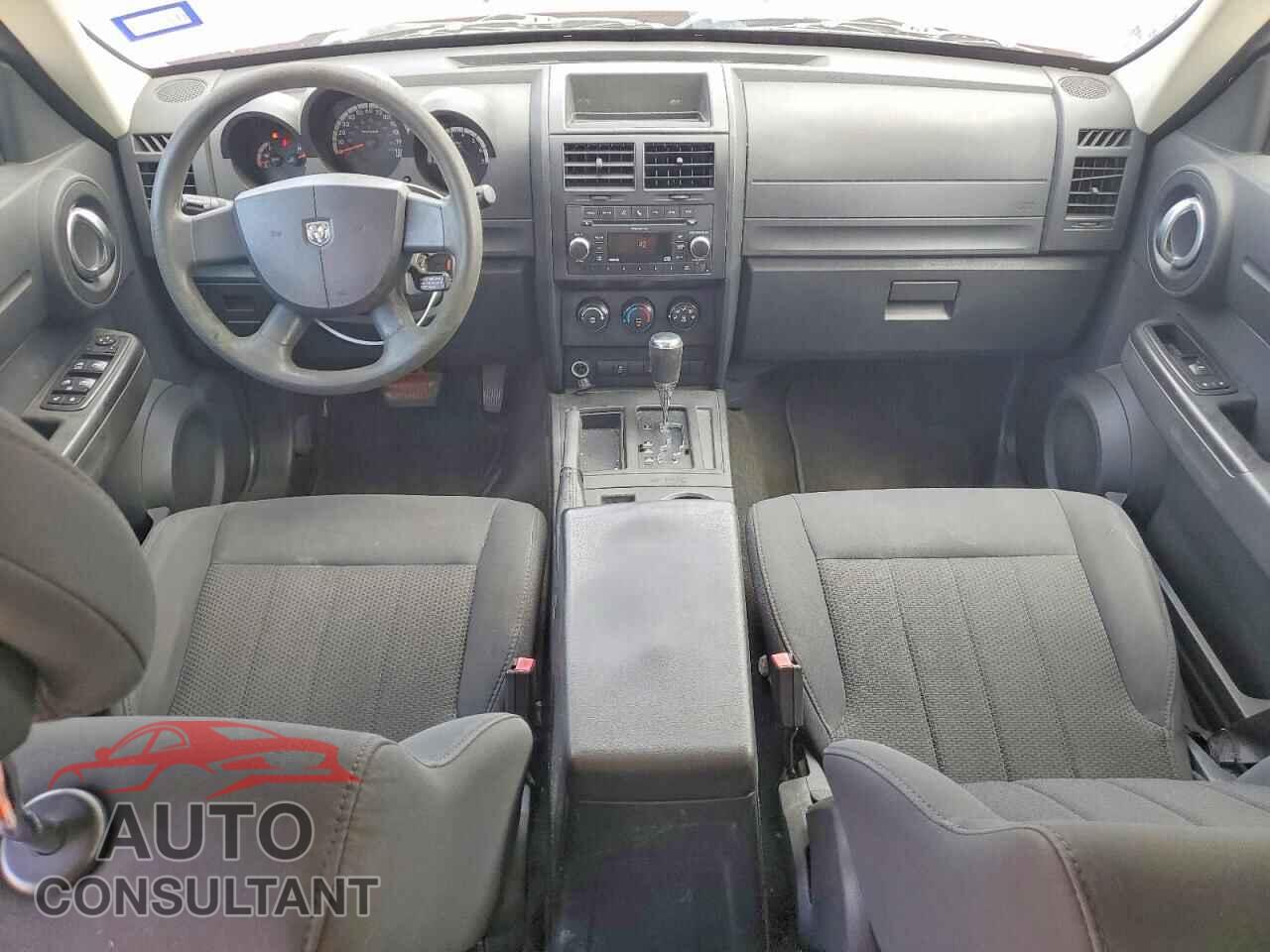 DODGE NITRO 2011 - 1D4PT4GX8BW500717