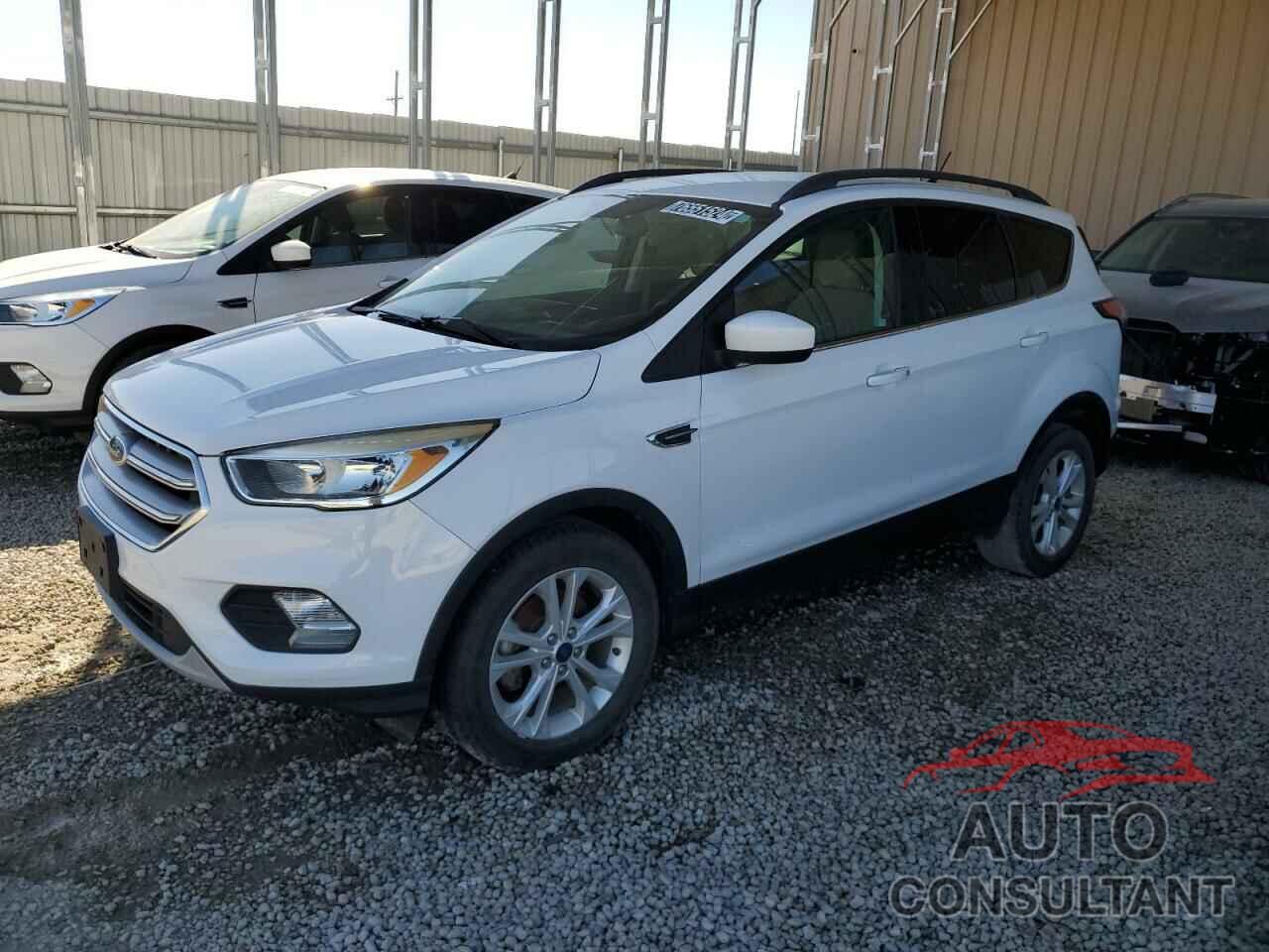 FORD ESCAPE 2018 - 1FMCU0GD7JUA84754