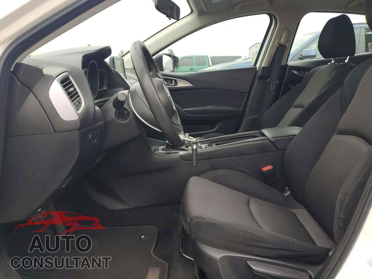MAZDA 3 2017 - 3MZBN1K71HM115884