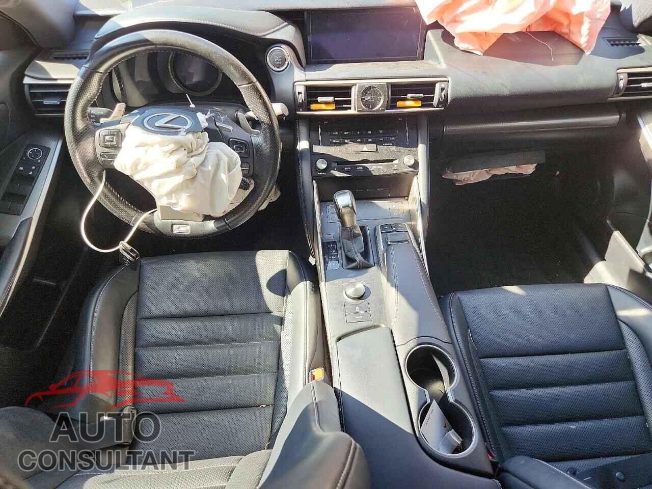 LEXUS IS 2017 - JTHCM1D20H5017879
