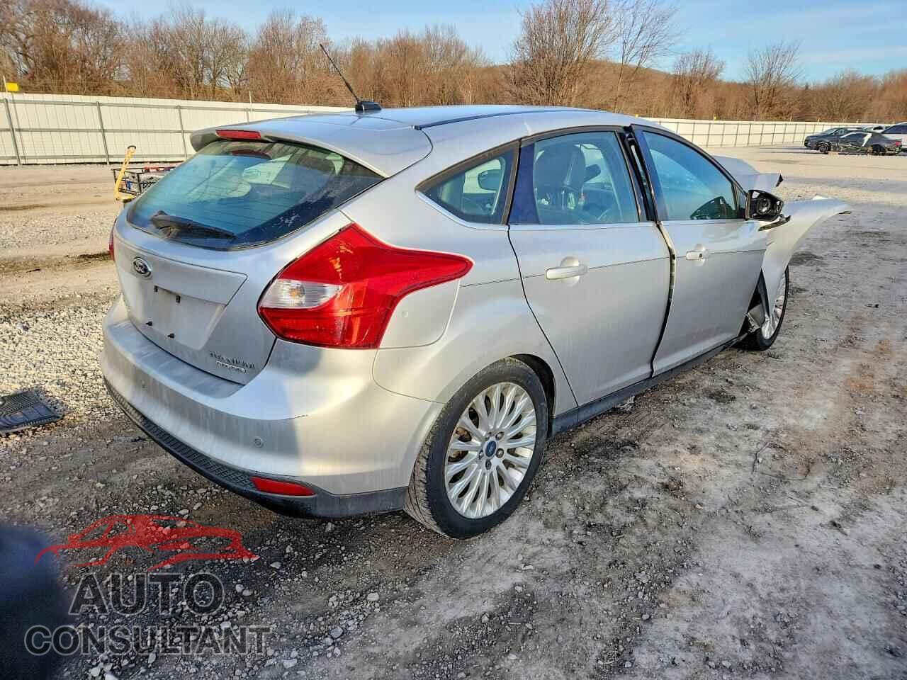 FORD FOCUS 2012 - 1FAHP3N26CL473002