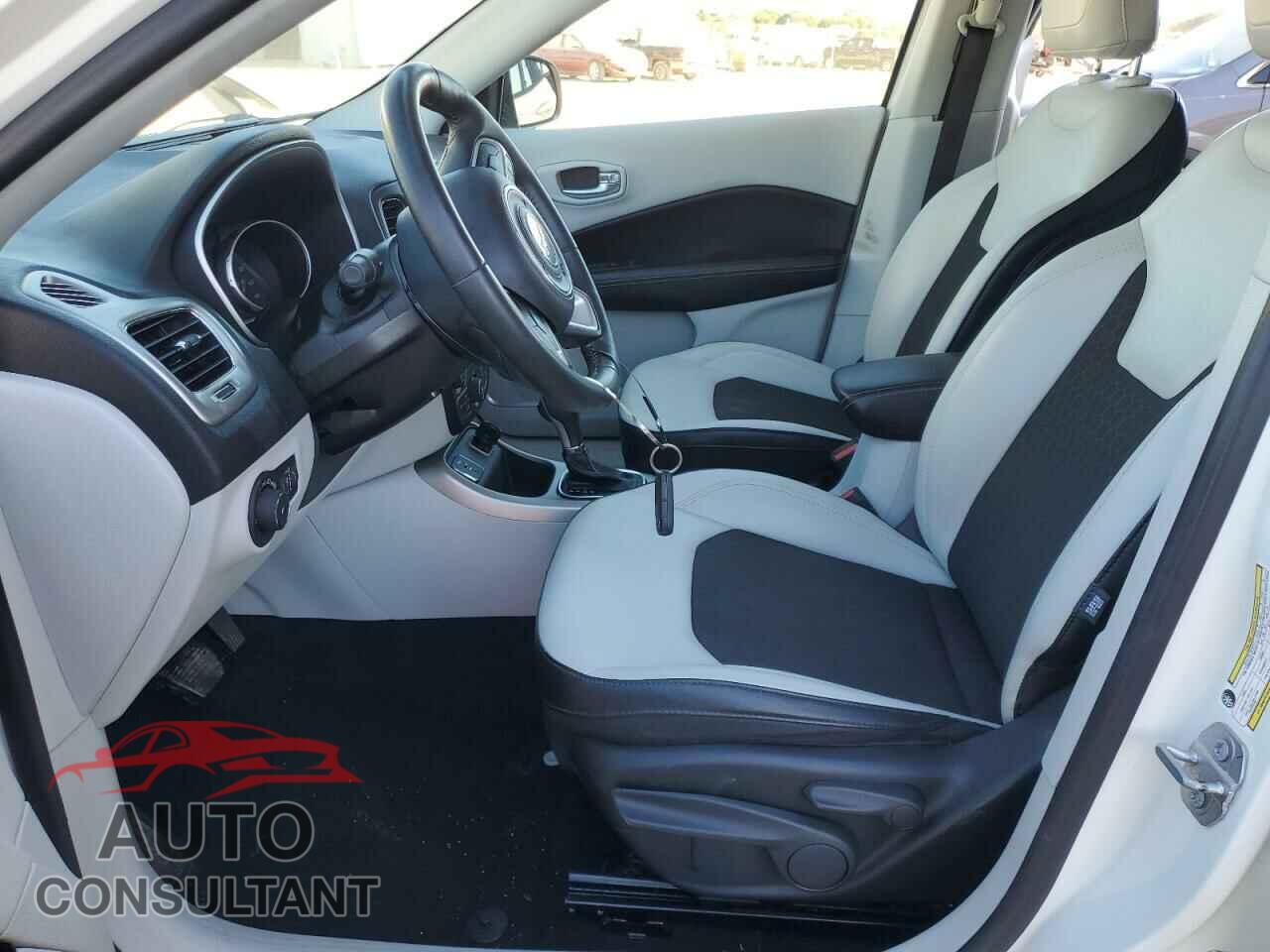 JEEP COMPASS 2019 - 3C4NJCBB7KT679502