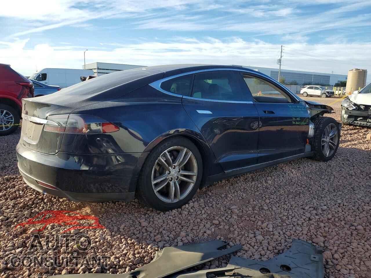 TESLA MODEL S 2013 - 5YJSA1CP1DFP03361