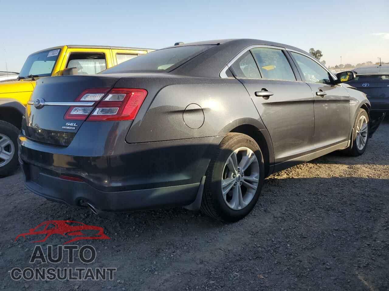 FORD TAURUS 2017 - 1FAHP2E80HG110340