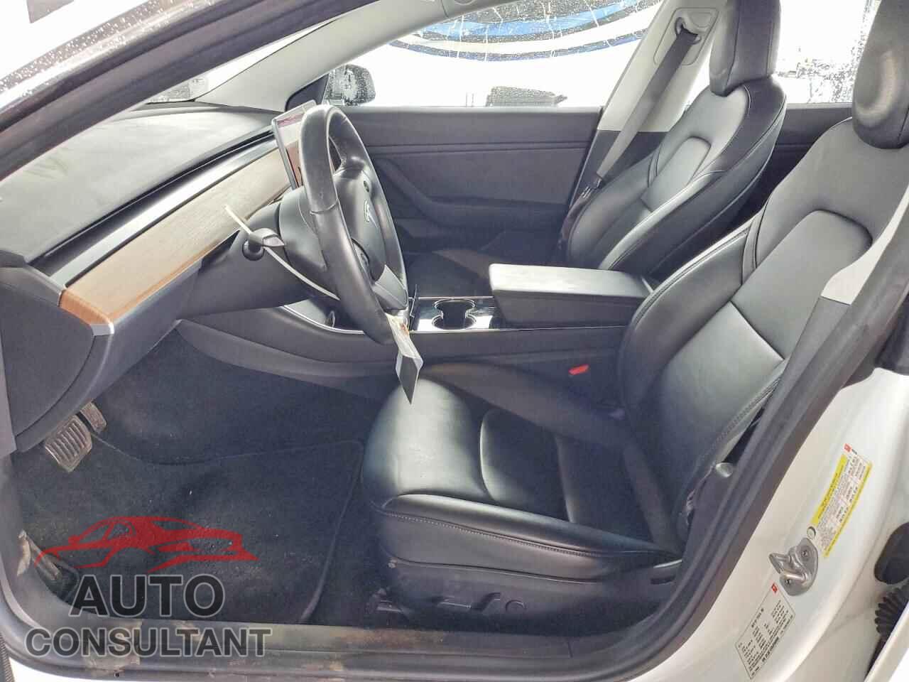 TESLA MODEL 3 2018 - 5YJ3E1EA9JF060500