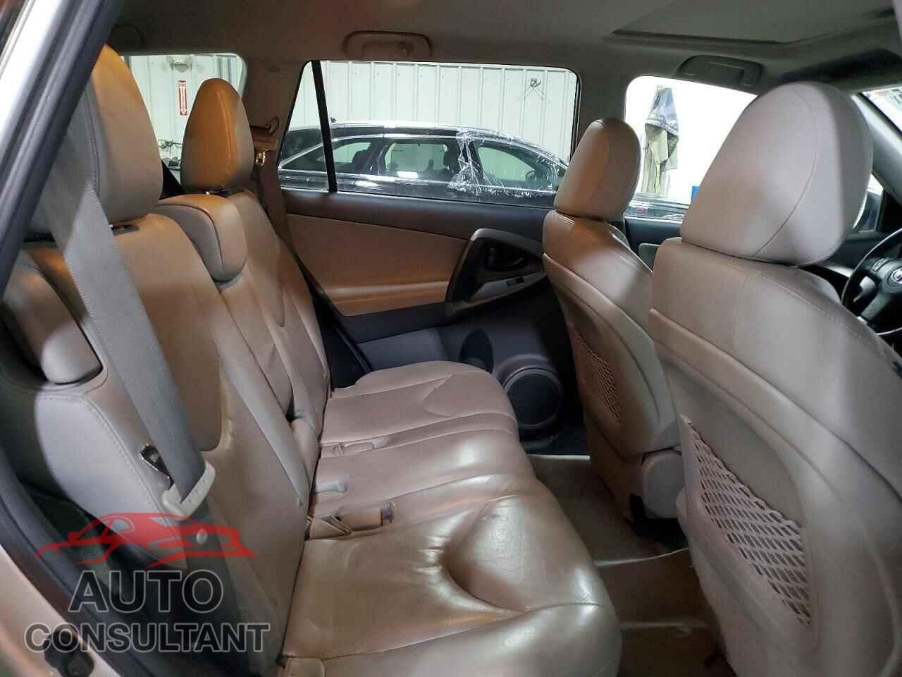 TOYOTA RAV4 2011 - 2T3DF4DV5BW155865