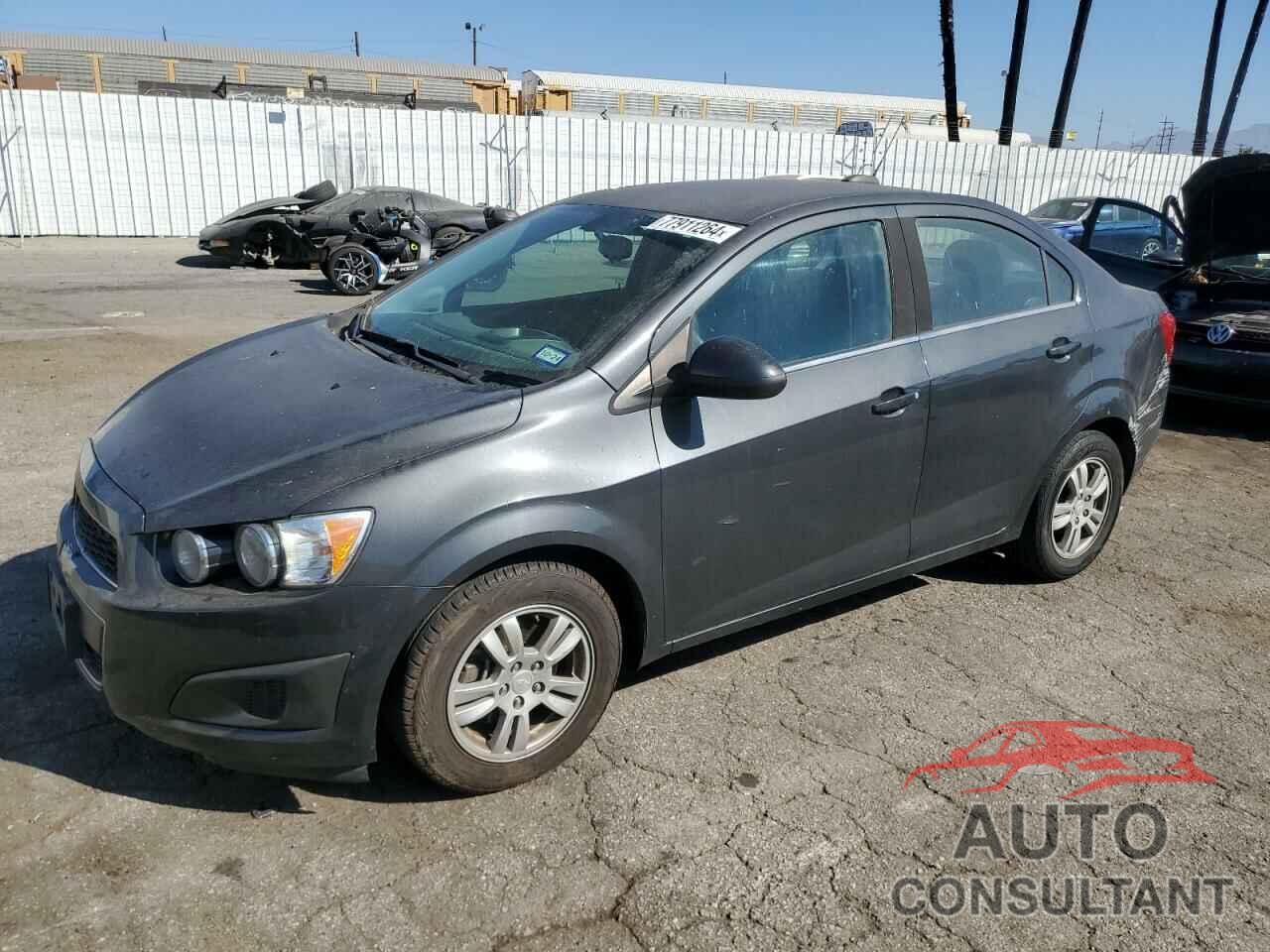 CHEVROLET SONIC 2015 - 1G1JC5SGXF4192993