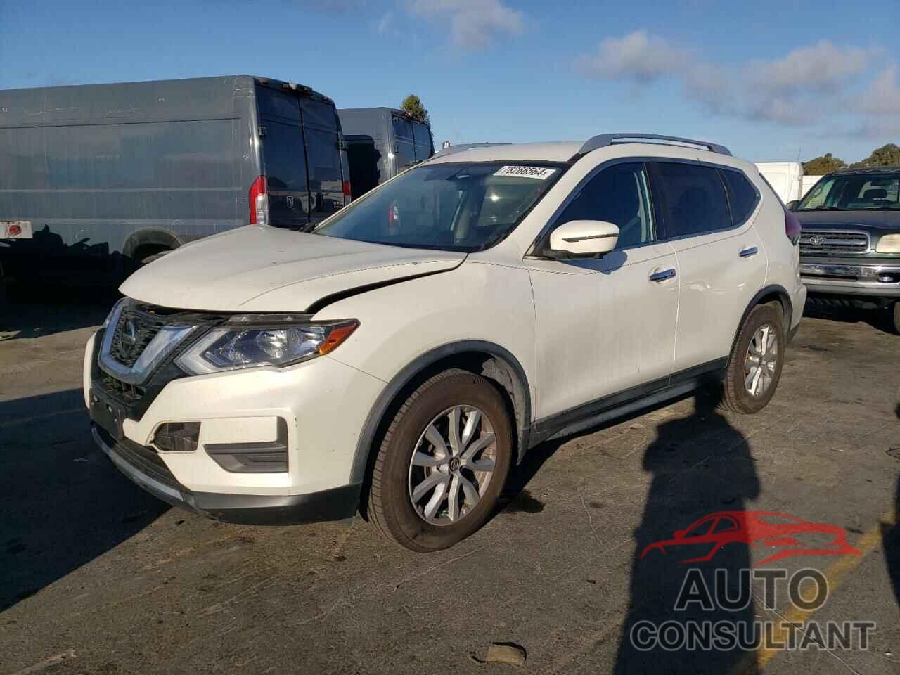 NISSAN ROGUE 2018 - JN8AT2MV1JW301182