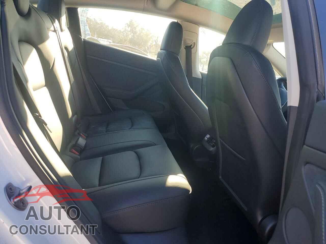 TESLA MODEL 3 2023 - 5YJ3E1EA2PF562841