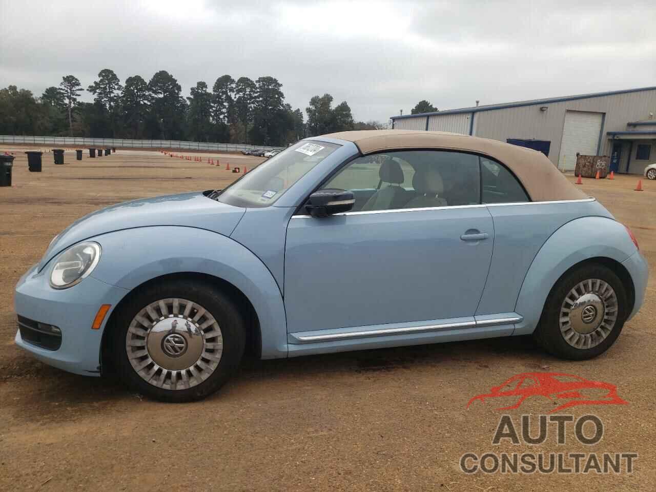 VOLKSWAGEN BEETLE 2013 - 3VW5X7AT1DM817206
