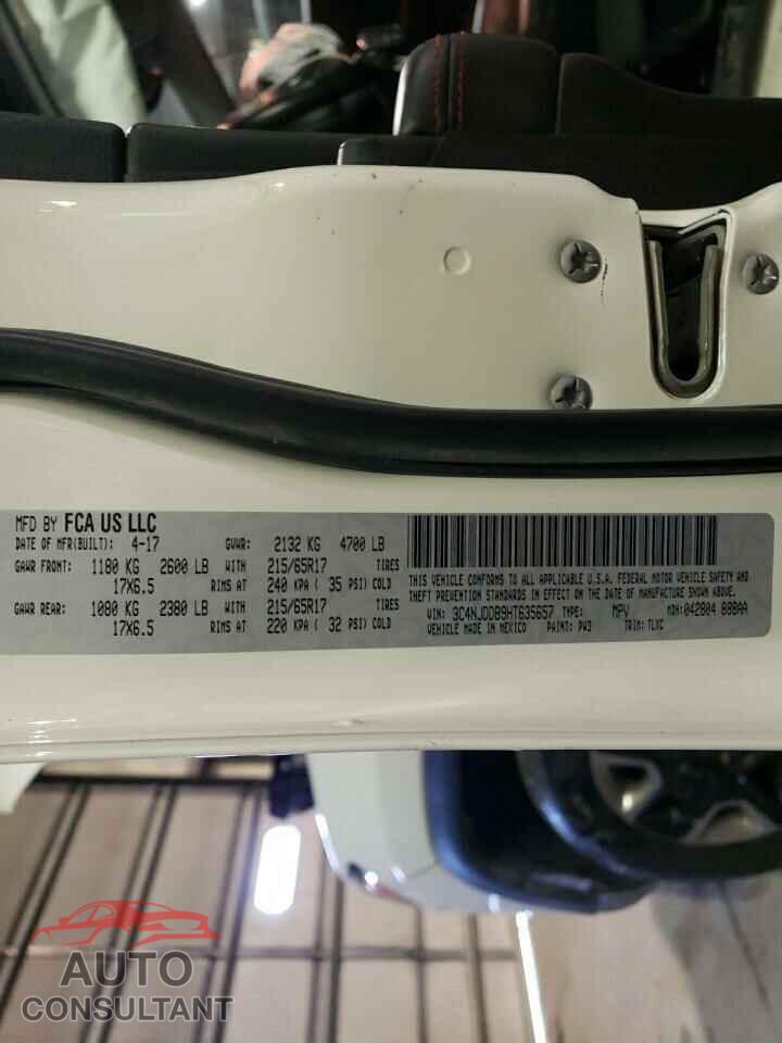 JEEP COMPASS 2017 - 3C4NJDDB9HT635657