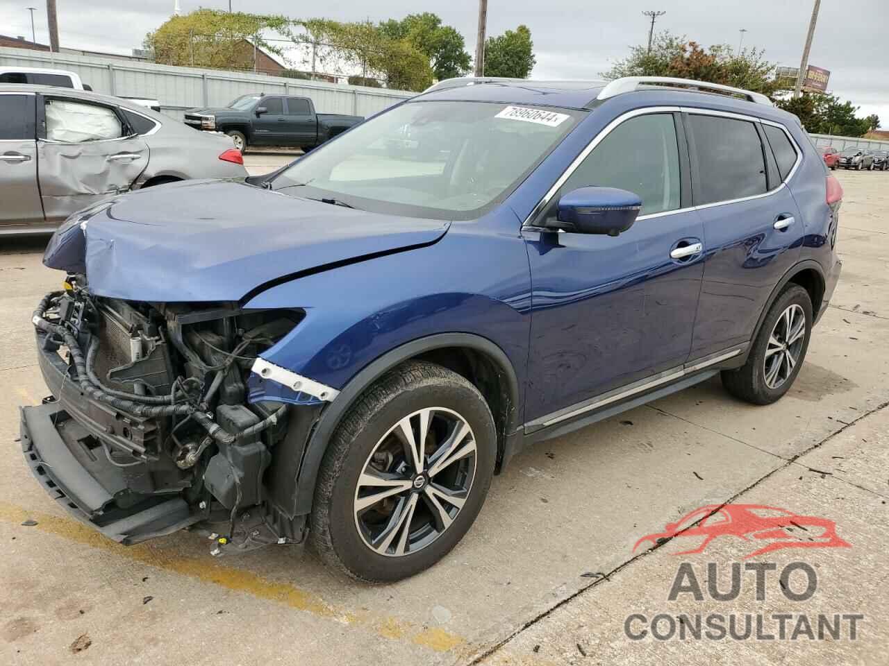 NISSAN ROGUE 2017 - 5N1AT2MV1HC882377