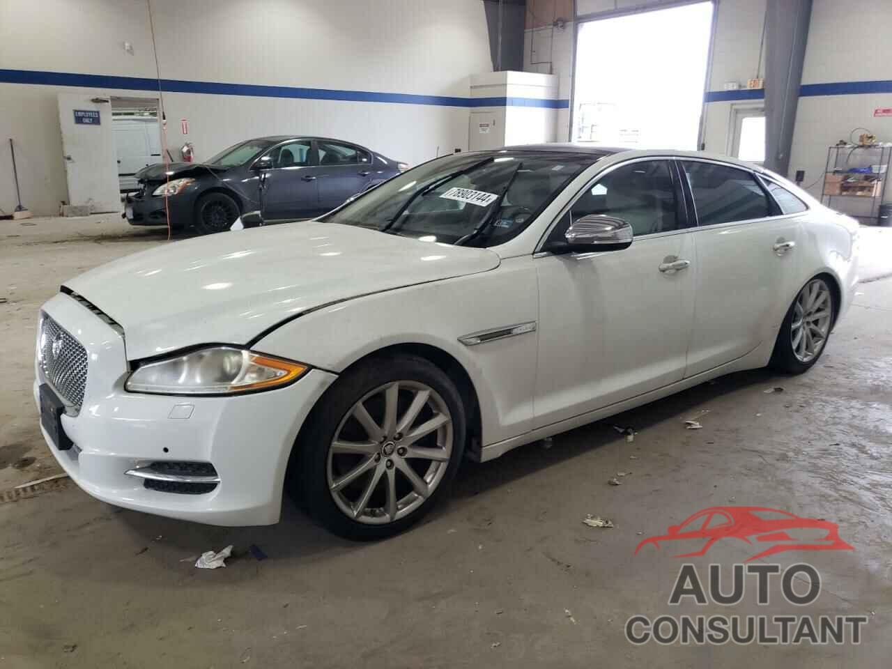 JAGUAR XJ 2013 - SAJWA2GB3DLV41012