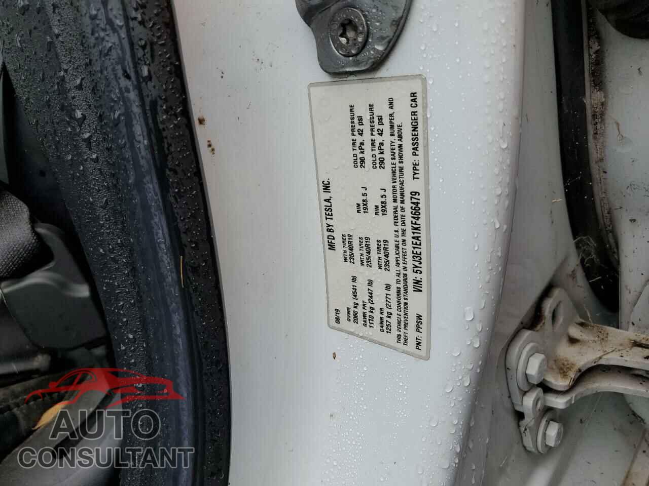 TESLA MODEL 3 2019 - 5YJ3E1EA1KF466479
