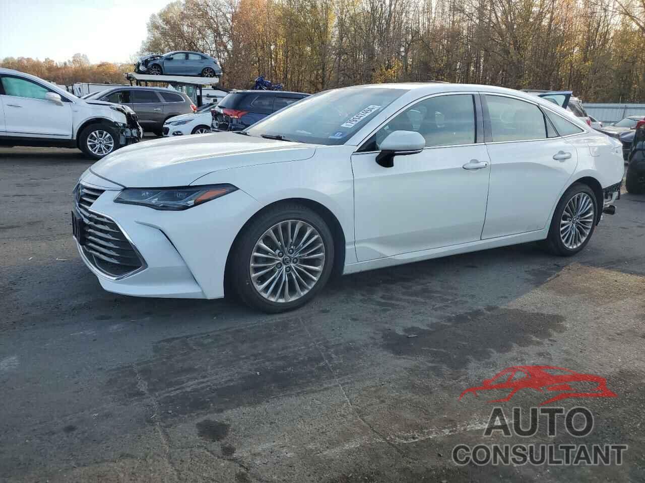 TOYOTA AVALON 2019 - 4T1BZ1FB4KU028744