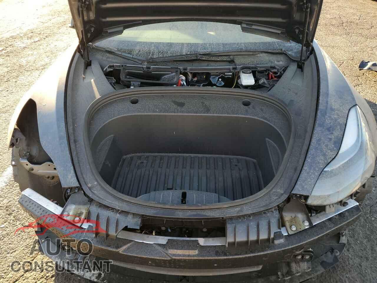TESLA MODEL 3 2023 - 5YJ3E1EA8PF689500