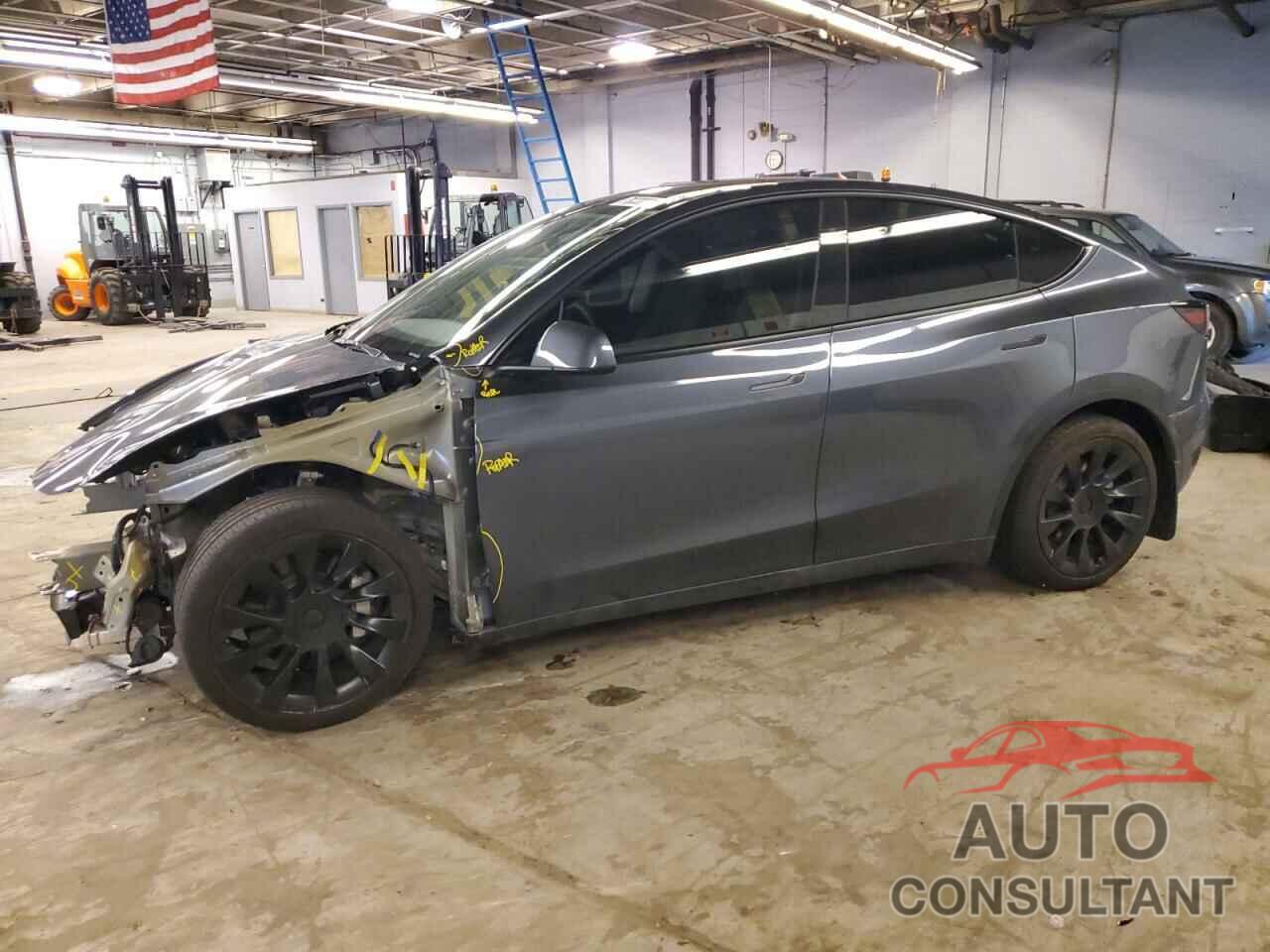 TESLA MODEL Y 2023 - 7SAYGDEE2PF800551