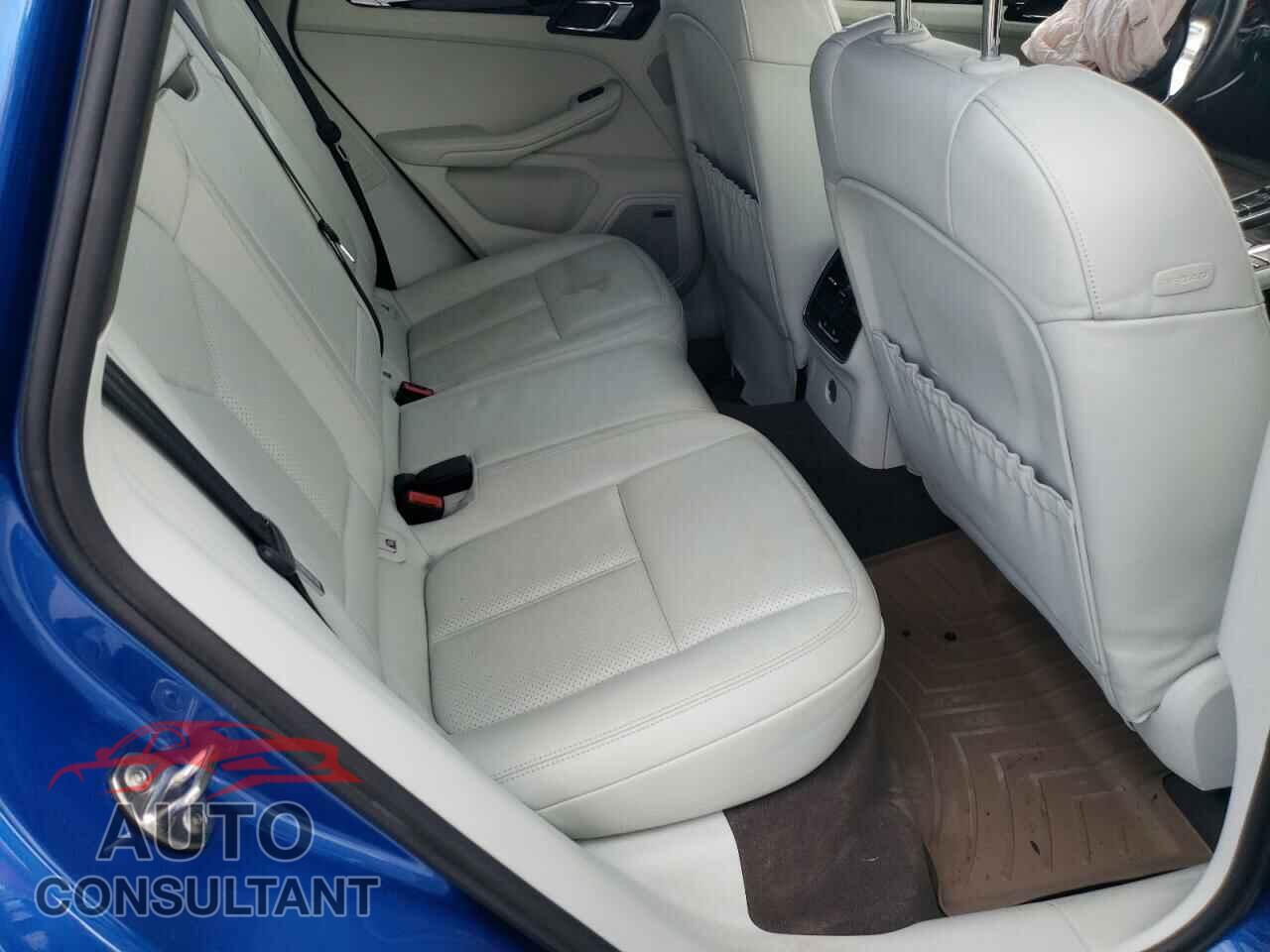 PORSCHE MACAN 2016 - WP1AB2A54GLB46364