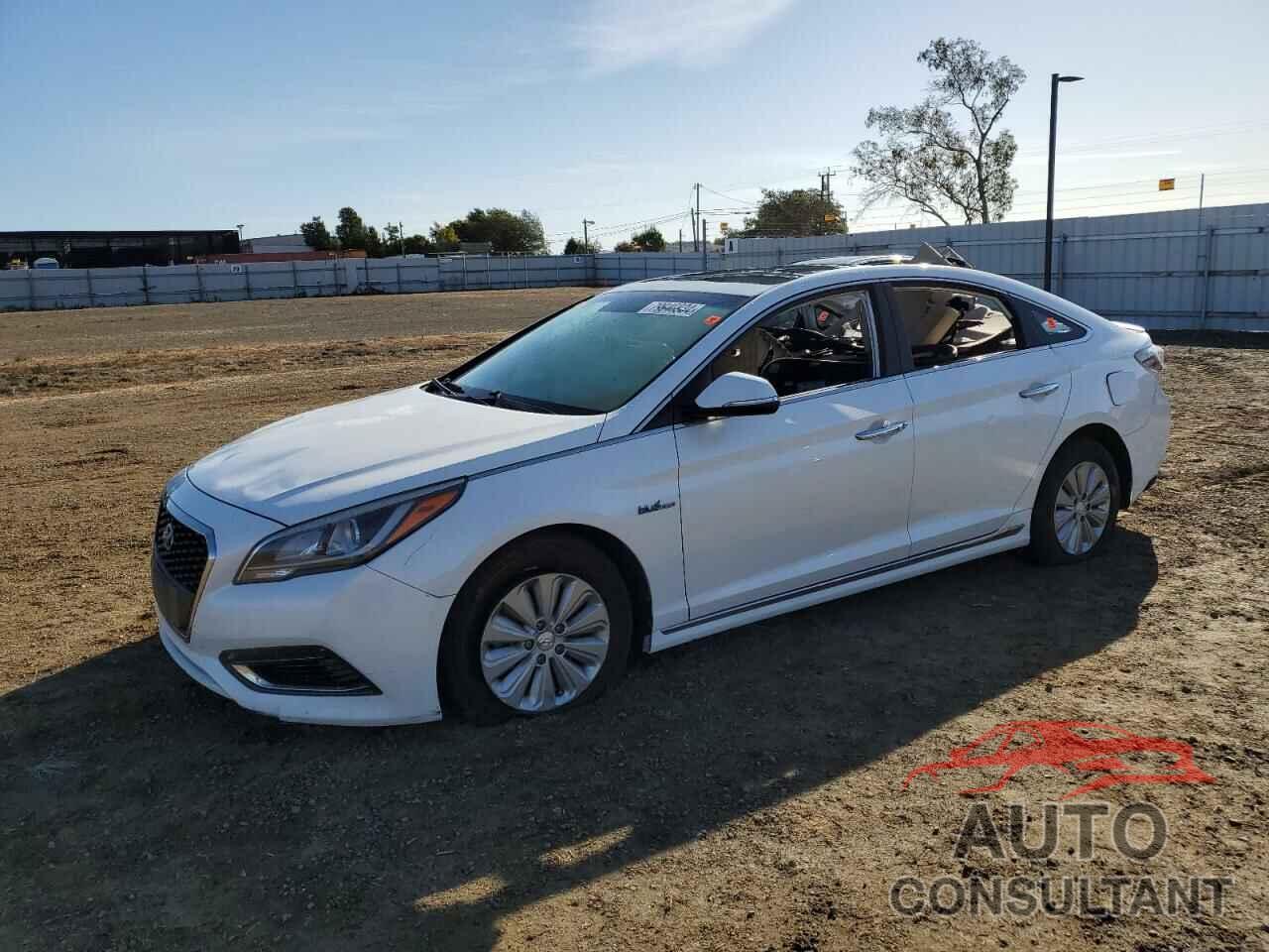 HYUNDAI SONATA 2016 - KMHE24L14GA015001