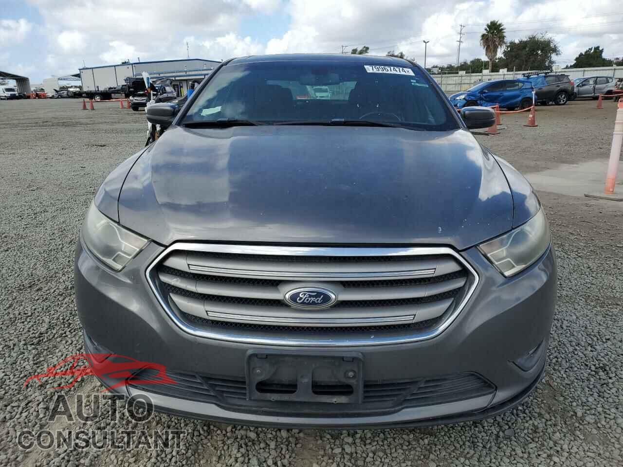 FORD TAURUS 2013 - 1FAHP2E83DG184281