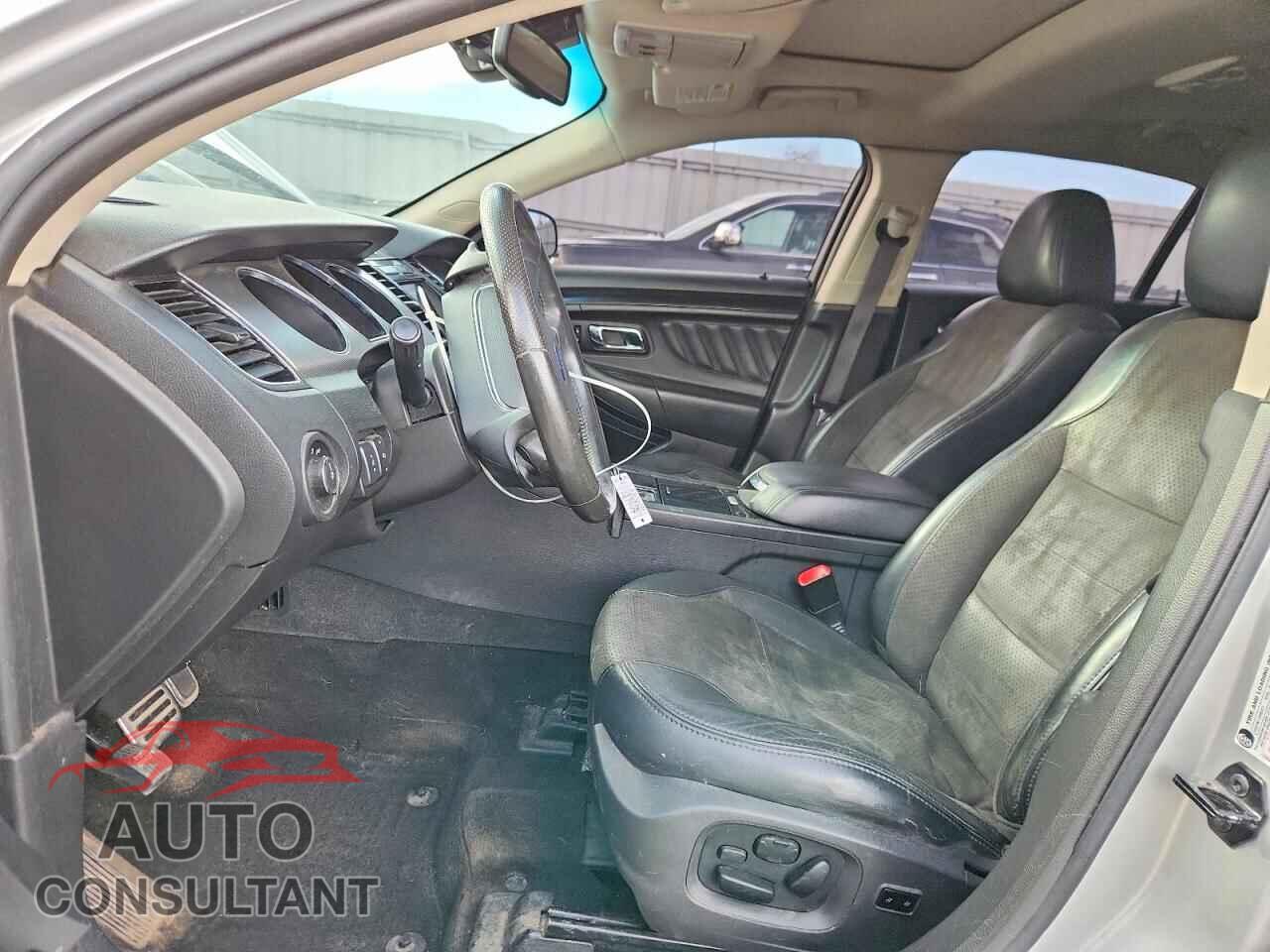 FORD TAURUS 2012 - 1FAHP2KT6CG139102