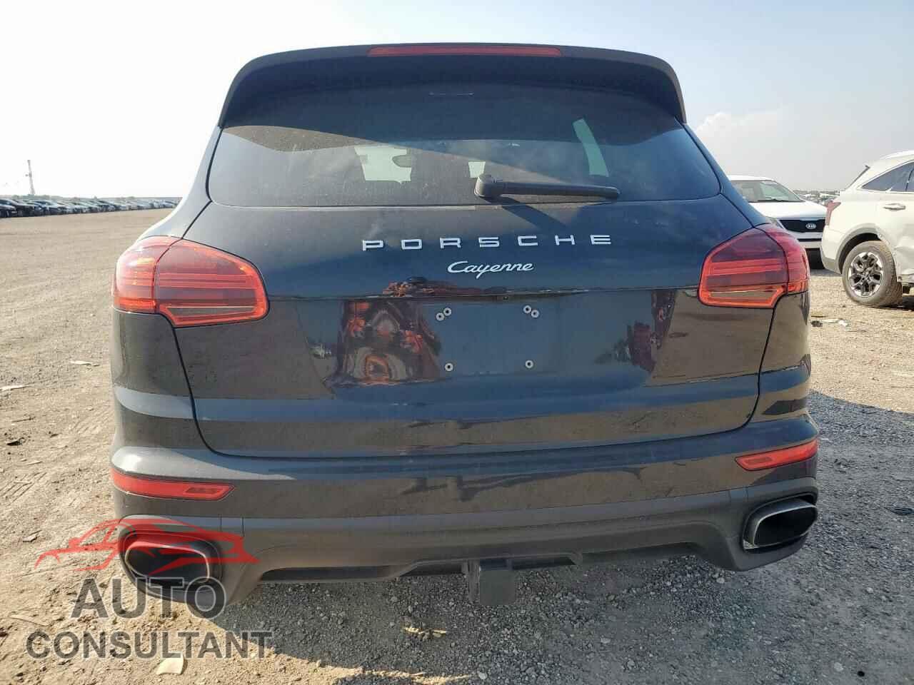 PORSCHE CAYENNE 2017 - WP1AA2A20HKA83151