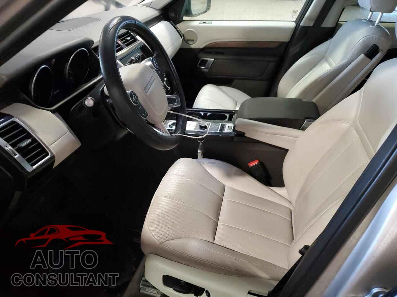 LAND ROVER DISCOVERY 2017 - SALRRBBV8HA028497
