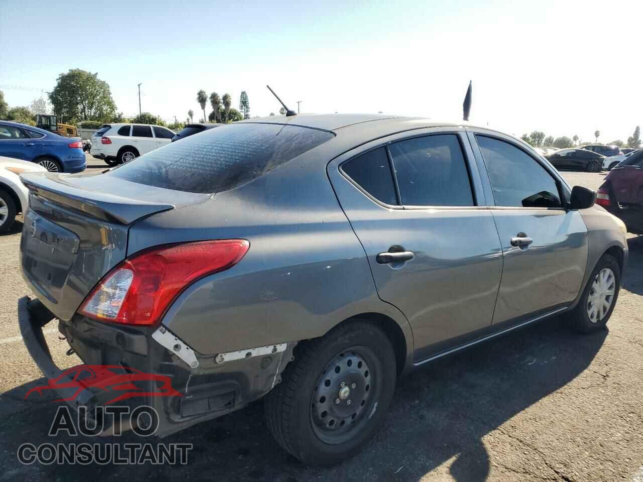 NISSAN VERSA 2017 - 3N1CN7AP3HL898789