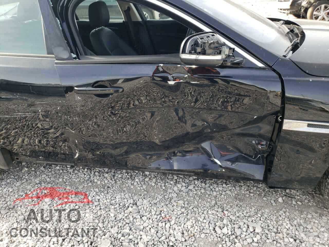 JAGUAR XE 2017 - SAJAR4BG8HA972772