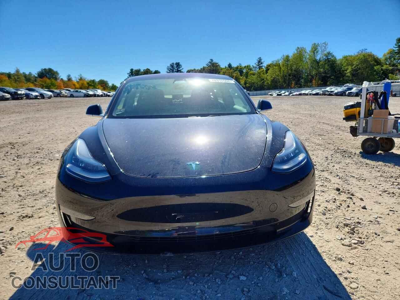 TESLA MODEL 3 2018 - 5YJ3E1EB7JF144467