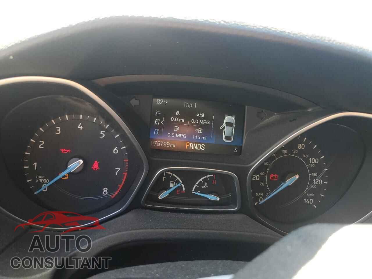 FORD FOCUS 2018 - 1FADP3FE7JL200087