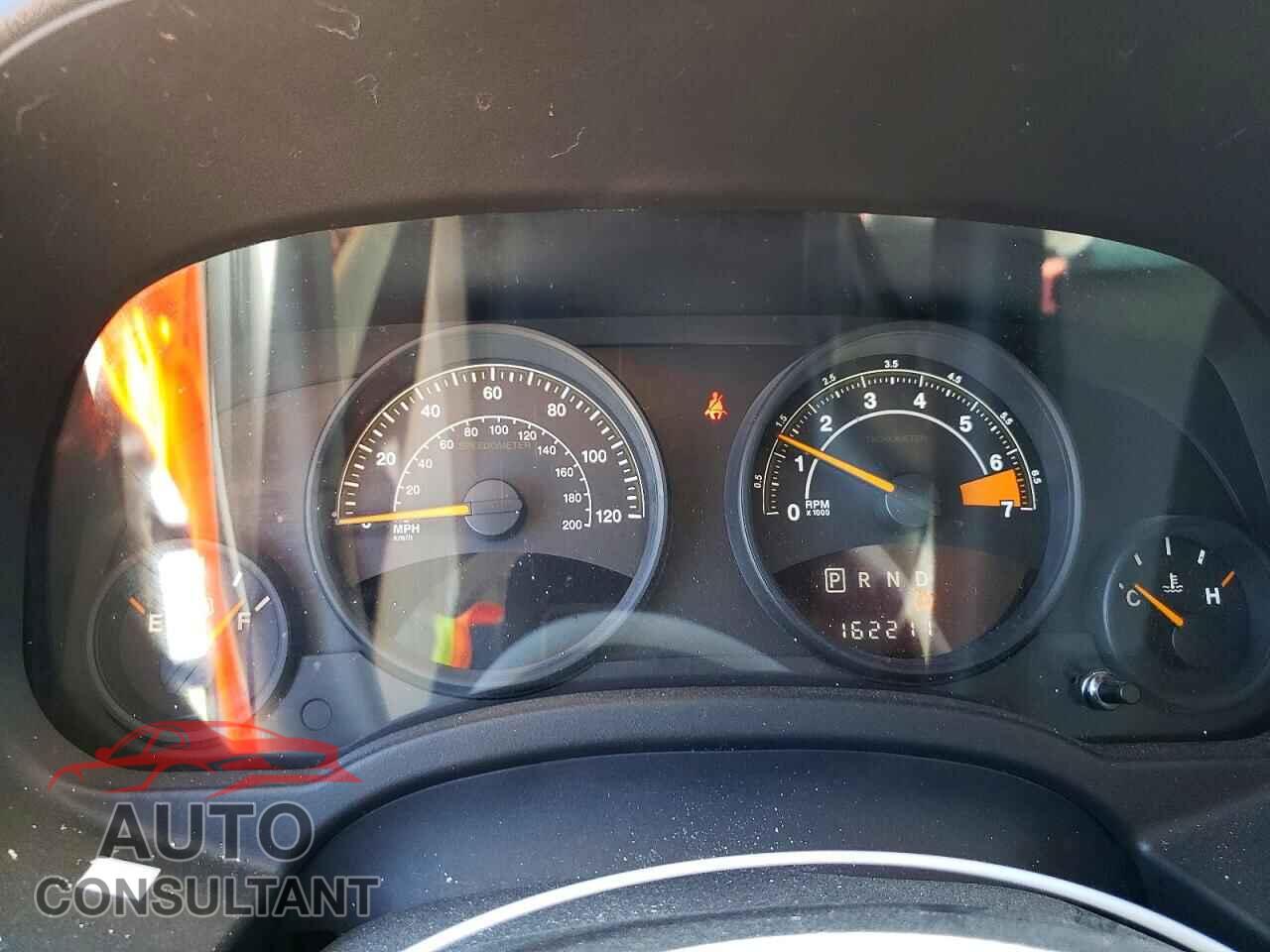 JEEP COMPASS 2014 - 1C4NJCBAXED908692