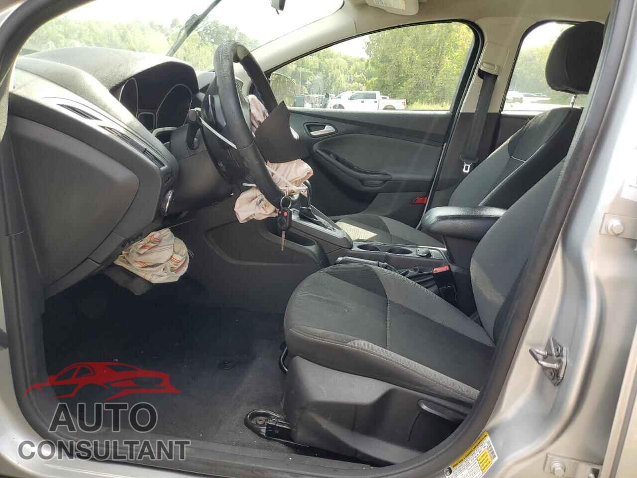 FORD FOCUS 2014 - 1FADP3F27EL222649