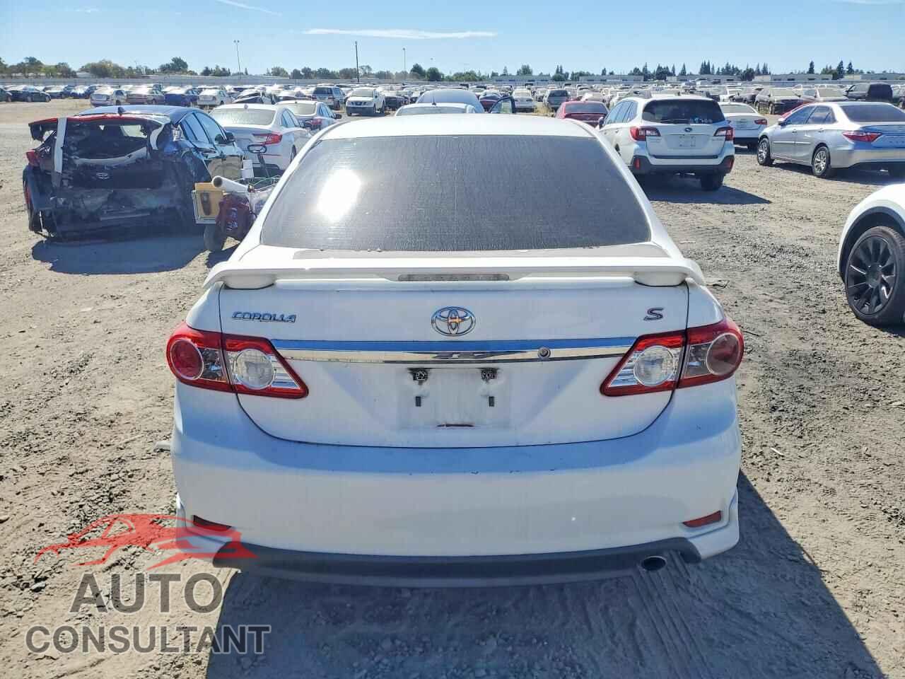 TOYOTA COROLLA 2013 - 5YFBU4EEXDP215082