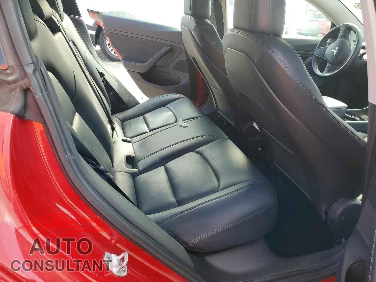 TESLA MODEL 3 2019 - 5YJ3E1EAXKF304978