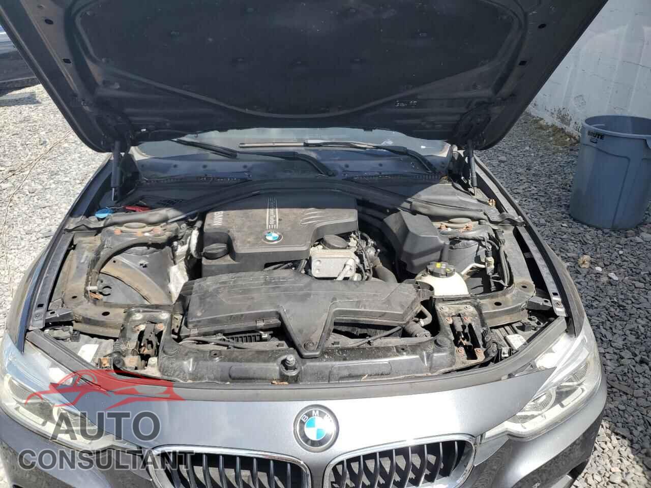 BMW 3 SERIES 2016 - WBA8E3G57GNU38435
